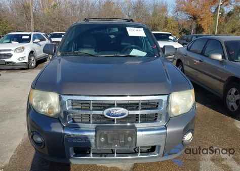 2010 Ford Escape Limited z USA, uszkodzony, nr VIN 1FMCU0EG5AKC65084